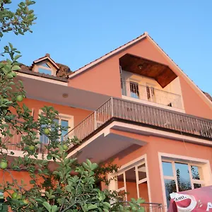 Inn Duka, Krujë